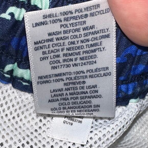 Vineyard Vines Target Boys Blue Whale Print Swim Trunks Size 2T - Picture 6 of 11